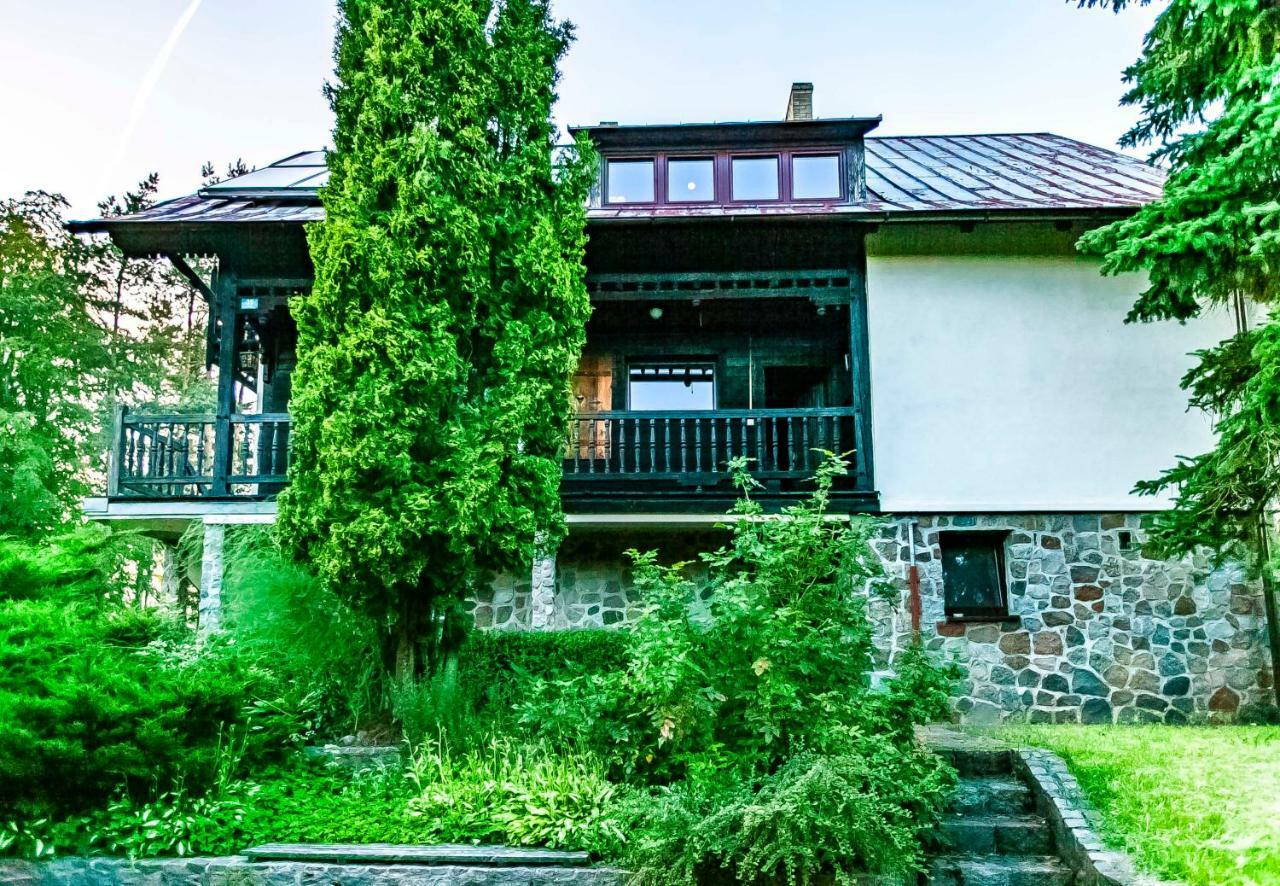 Lesniczowka Wiezyca I Domki Szymbark  Exteriér fotografie